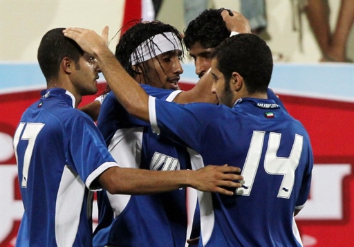 الكويت تنتزع الصدارة بفوز سهل على اليمن 3-صفر ضمن منافسات خليجي 20